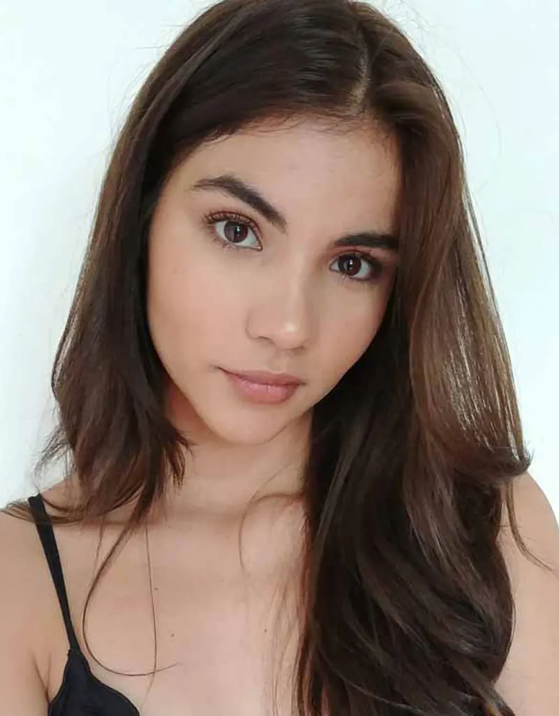 Gabriela A - Modelos y Edecanes